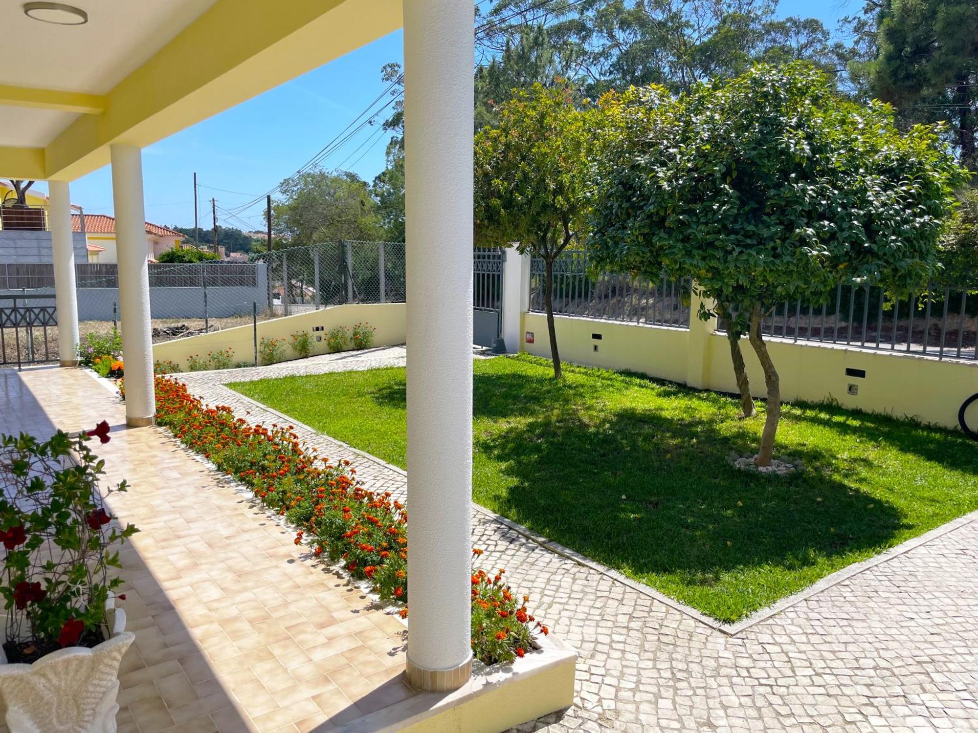 Lolik Villa Sobreda المظهر الخارجي الصورة
